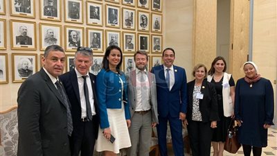 وفد برلمانى في زيارة لفرنسا لتعزيز العلاقات البرلمانية (صور)