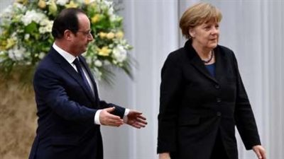 فرنسا: غدا اجتماع عاجل بين هولاند وميركل لبحث نتائج استفتاء اليونان
