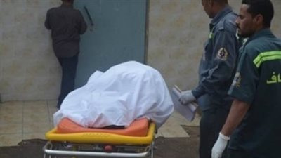 مصرع شخص وإصابة آخر إثر سقوط جسم صلب عليهما ببورسعيد