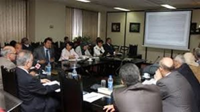 رجال الأعمال: شركات بولندية تبحث عن شركاء في الطاقة والأدوية