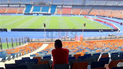 توافد مشجعي المنتخب على إستاد القاهرة (صور)