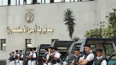 ضبط «نصاب» انتحل صفة ضابط واستولى على أموال «فاعل خير» بالإسكندرية