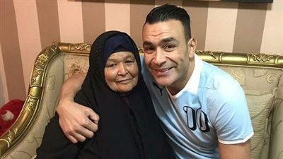 عصام الحضرى لوالدته: ‏ألف سلامة عليكي يا ست الحبايب