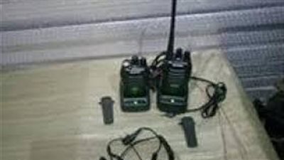 تحريز طبنجة صوت ولاسلكى ضبطت بحوزة عصابة تنتحل صفة ضباط شرطة بالعجوزة