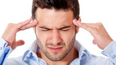 طبيب فرنسي: نقص السكر في الدم يسبب صداعا عند الاستيقاظ من النوم