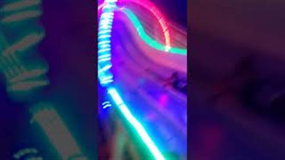 سقوط مروع لفتاة من أعلى «زحليقة» عملاقة (فيديو)