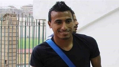 عبد الشافي أساسيا مع أهلي جدة أمام بيروزي بدوري أبطال آسيا