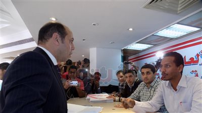 مشادة بين أحمد سليمان ومدير أمن الزمالك بسبب الانتخابات