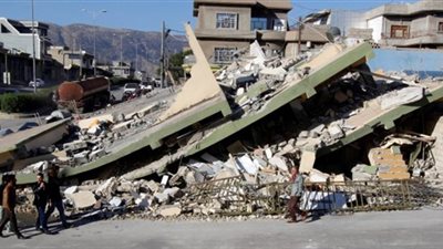 مقتل 30 شخصا في زلزال إندونيسيا