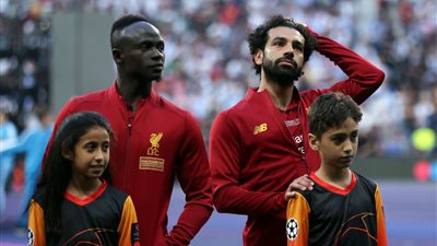 ماستركارد تمنح الطفل المصري بدر الدين فرصة العمر لمرافقة اللاعبين في دوري أبطال أوروبا