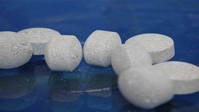 «فوسفيد الألومنيوم» تحصد أرواح الشباب.. تزايد حالات الانتحار في المحافظات بـ«حبة الغلة».. دول العالم تقرر حظرها.. وخبراء: المادة الكيميائية شديدة الخطورة على حياة الإنسان.. والسلطا