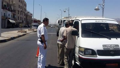 ضبط 305 قضية قيمة مضافة و133 سيارة مخالفة للإعفاء الجمركى خلال شهر