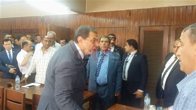 وزير القوى العاملة يتفقد لجان انتخابات مجالس إدارة النقابات (صور)