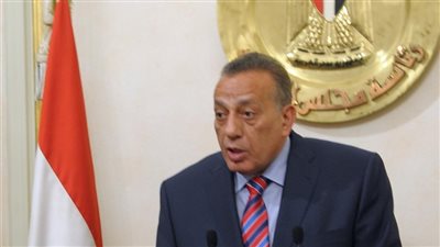 مشروعات الجيزة على مائدة اجتماع الحكومة.. رئيس الوزراء يهدد بسحب المشروعات من المقاولين المتقاعسين.. وكمال الدالي: تنفيذ 1157 مشروعا بتكلفة 39 مليار جنيه