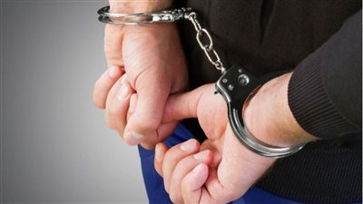 قبل الترويج فى الكريسماس.. ضبط عاطل بحوزته ربع كيلو حشيش وسلاح نارى