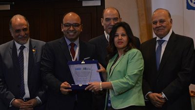 تكريم وزراء الصحة والشباب والإنتاج الحربي في حفل سفارة السويد (صور)