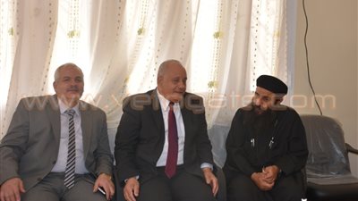 رئيس جامعة مدينة السادات يزور الكنيسة