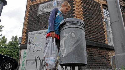 الأطفال الفقراء في ألمانيا.. إمكانيات كسر دوامة الأنفاق