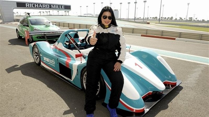  الفنانة سمية الخشاب