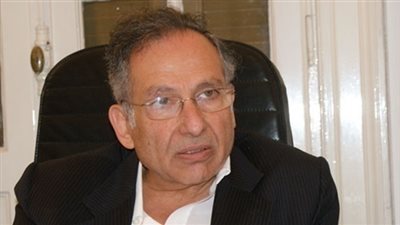 ممدوح حمزة عن فاروق الباز: «تاجر كلام» وتيران وصنافير مصريتان