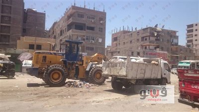 بالصور.. حملة لرفع القمامة بأحياء شرق وغرب شبرا الخيمة