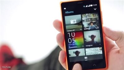 «مايكروسوفت» تعلن عن أول هاتف بنظام أندرويد