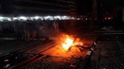 هدوء حذر بدمنهور بعد قطع الطريق وتعطيل حركة القطارات أمس