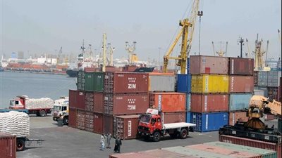 ميناء الإسكندرية يستقبل 63 ألف طن قمح قادمة من روسيا