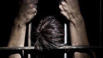 وفاة المحتجزين بأقسام الشرطة «مسلسل لا ينتهي».. 3 حالات وفاة في أسبوع.. محتجز يفارق الحياة في الطالبية.. هبوط في الدورة الدموية تكتب نهاية آخر في الجيزة.. وأسرة المتوفي بالعجوزة: الضباط السب