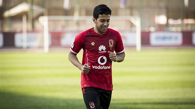 أحمد حمودي يخضع لفحص طبي قبل مران الأهلي المسائي