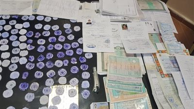 حلم الثراء.. سقوط أخطر مزوري وثائق المرور في الجيزة (صور)