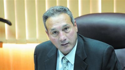 خبير: هناك تلاعب في كل قرار حكومي وتصريح بشأن طروحات البورصة