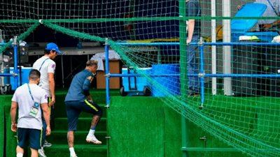 خروج «نيمار» من مران منتخب البرازيل بسبب الإصابة