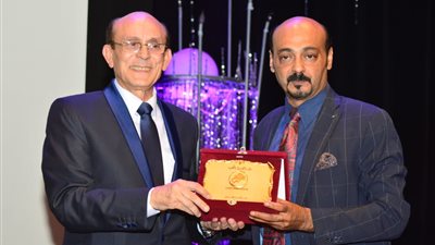 تكريم محمد صبحي في صالون الأوبرا الثقافي (صور)