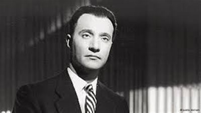 عبدالوهاب يؤلف «موكب النور» في رمضان