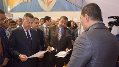 افتتاح ملتقى توظيفي يوفر 11 ألف فرصة عمل في بني سويف (صور)