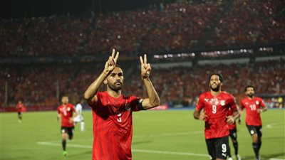 أحمد المحمدي يشير برقم 