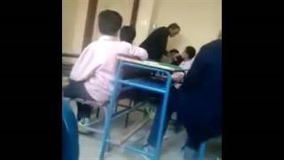 فيديو جديد لمدرس المعادي يرصد لحظة اعتدائه على تلميذ داخل الفصل