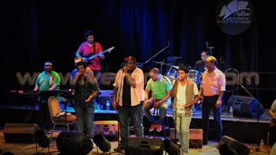 بالصور.. «منيب باند» تغرد في سماء ساقية الصاوى