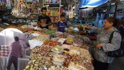 الجيزة تفتتح معارض للسلع الغذائية بأسعار مخفضة