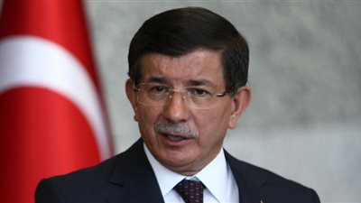 صحف تركية: أوغلو يفكر في الاستقالة بعد خلاف مع أردوغان