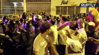 بالفيديو.. اشتباكات احتجاجا على نتائج الانتخابات الرئاسية بالإكوادور