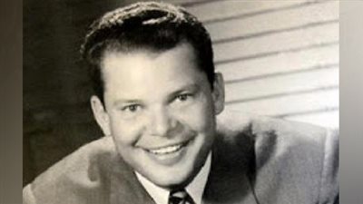 يوسف السباعي: رفع معاش الصحفي إلى 40 جنيها