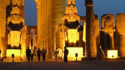 مهرجان التحطيب وتعامد الشمس على معبد الكرنك بالأقصر