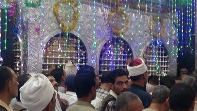 بالفيديو والصور.. احتفال «حبايب السيدة زينب» بمولدها