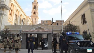 في احتفالات رأس السنة.. إجراءات أمنية مشددة حول كنائس الوادى الجديد
