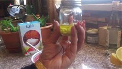 خلطة طبيعية لبشرة صافية خالية من التجاعيد (فيديو)