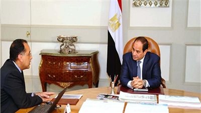 وزير الإسكان يستعرض مع السيسي تطوير محطات معالجة الصرف الصحي