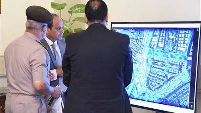 السيسي يبحث الانتهاء من إنشاء 500 ألف شقة منتصف 2017