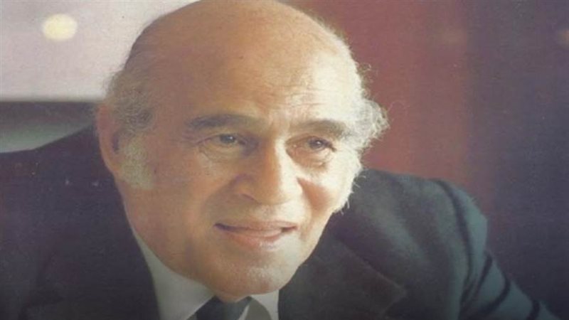 مصطفى أمين